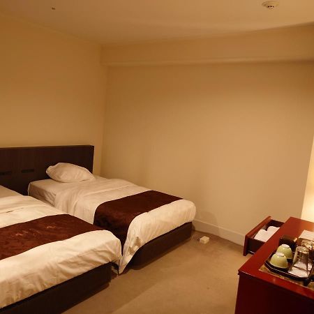King Ambassador Hotel Kumagaya Exterior photo